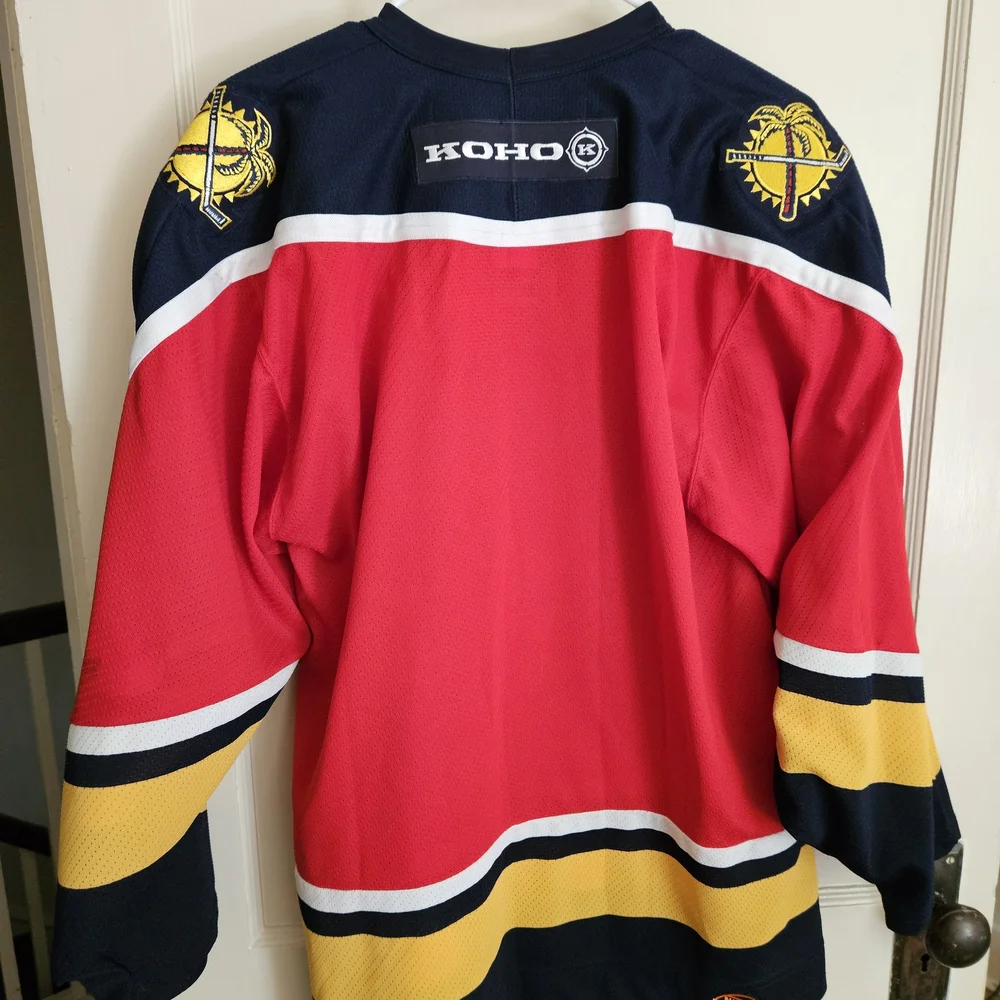 KOHO Red and Black Men's Jersey - Picture 5 of 6